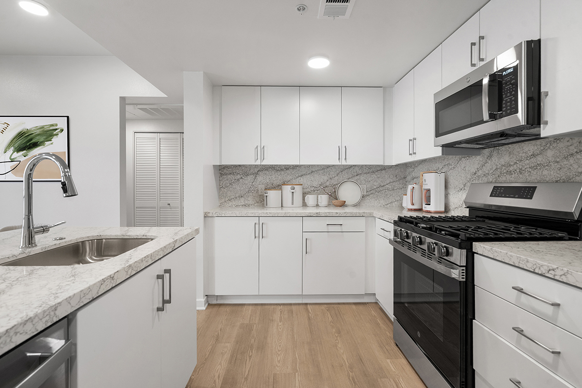 Residence 208 interior